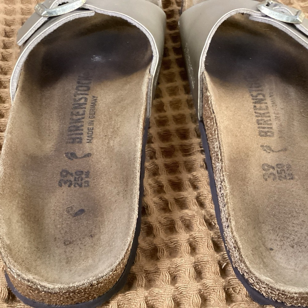 Birkenstock Madrid Gold Metallic Leather Womens Size 39 US 8 Sandals - Picture 5 of 9